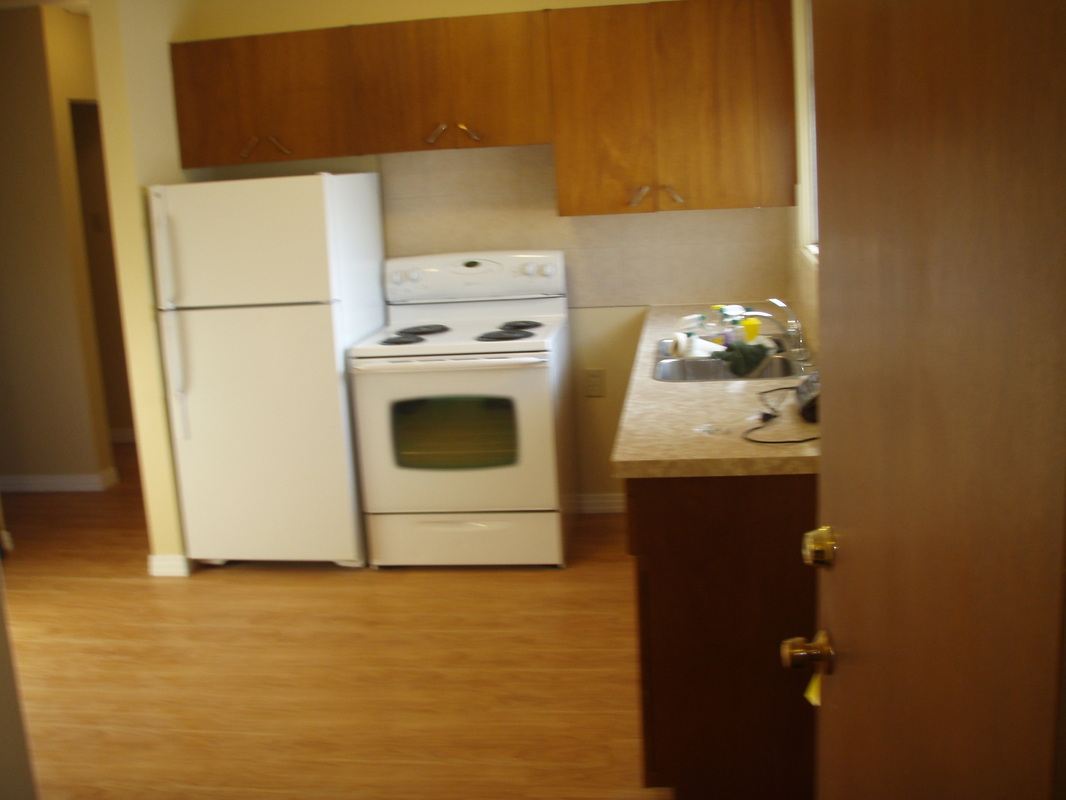 For Rent West End Main Floor 2 Bedroom Suite Utilities